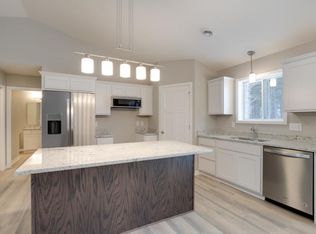 813 Juniper Dr, Somerset, WI 54025