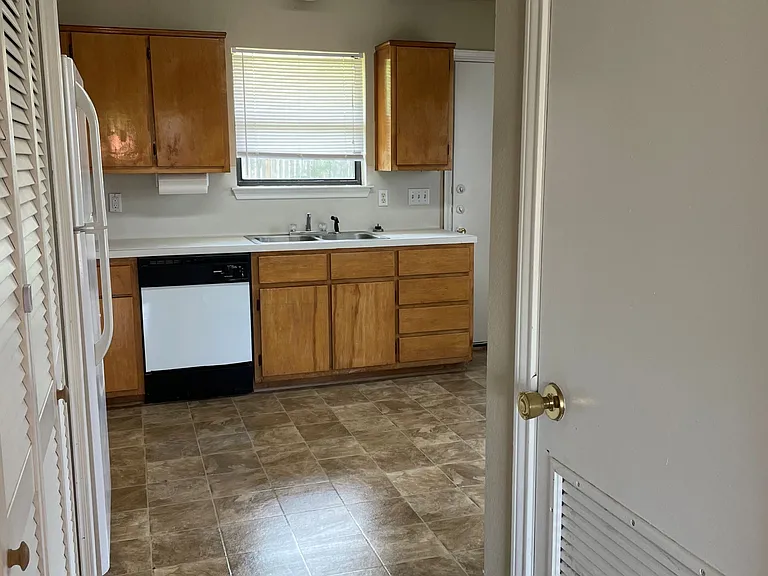 104 Horseshoe Dr #A — Photo 4