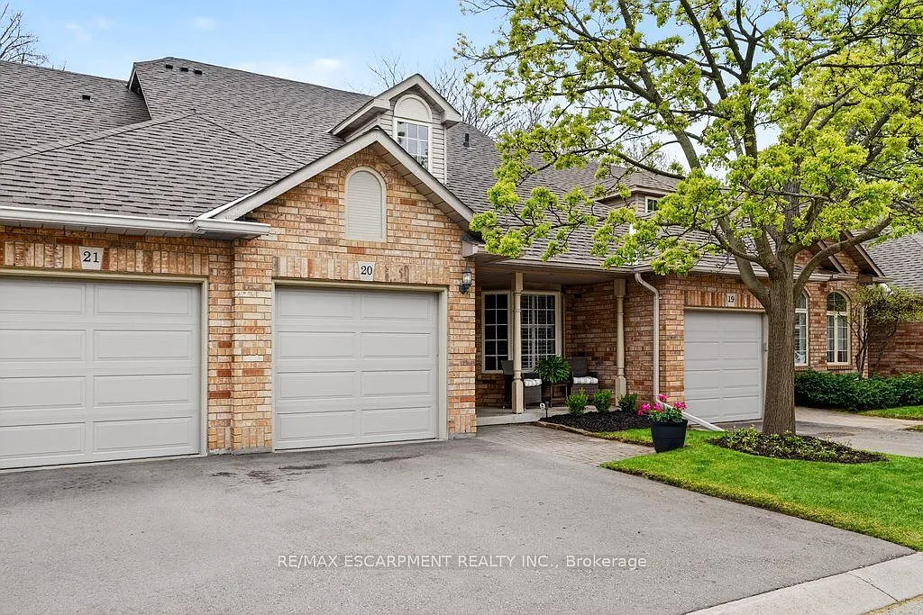 2 bed, $3,700 — Photo 1