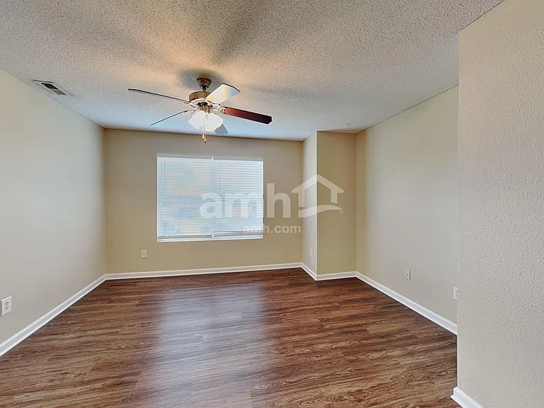 897 Sunvista Dr — Photo 12