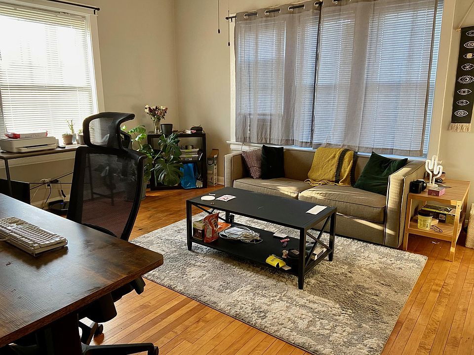 1st image of 1557 W Diversey Ave #2FW