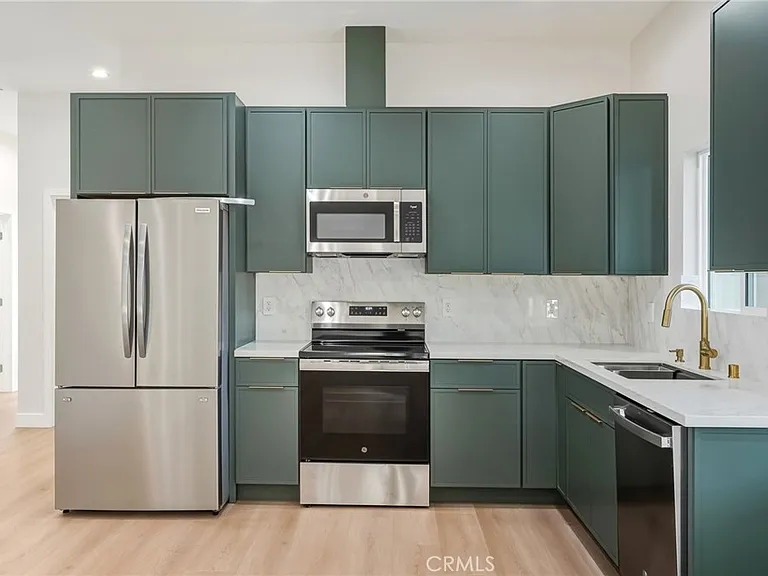 16140 Mayall St #16140 — Photo 9