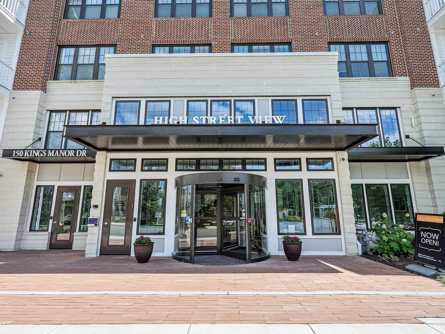 High Street View Luxury Apartments — Photo 2