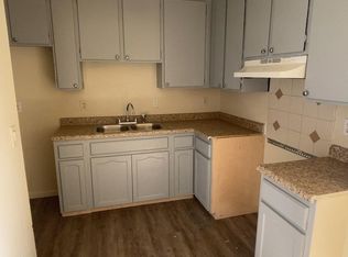 315 W Latham Ave #13, Hemet, CA 92543