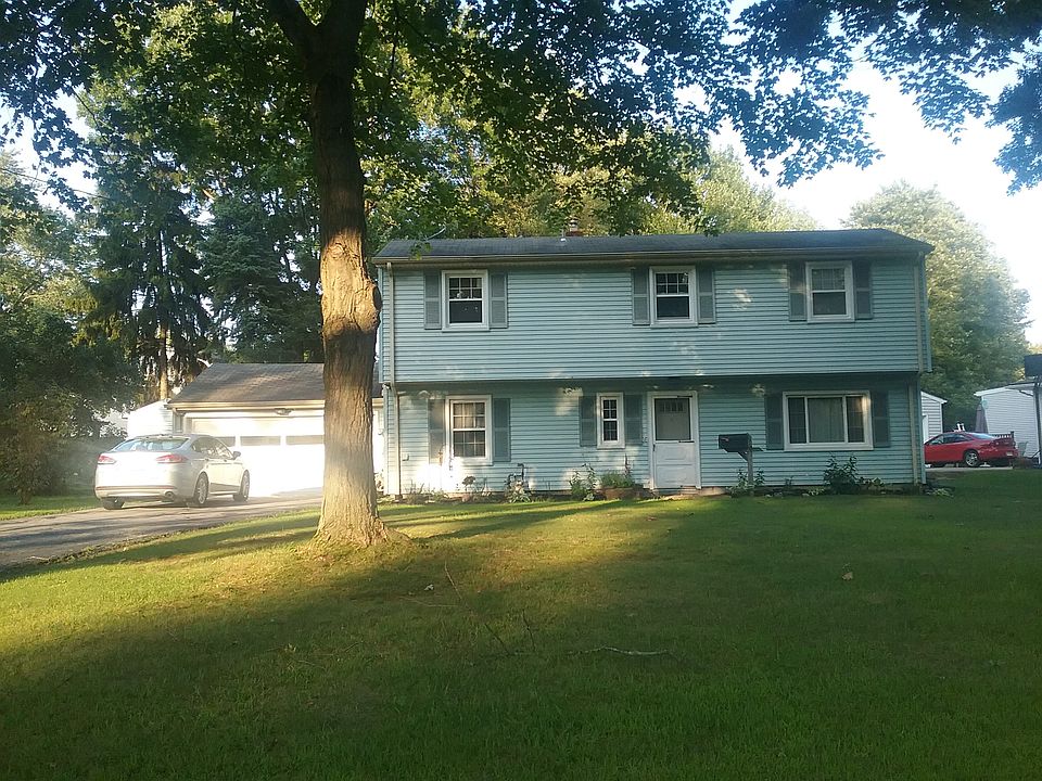 1st image of 1910 Wendy Ln