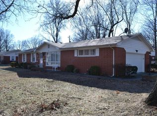 198 N Clinton St, Aviston, IL 62216