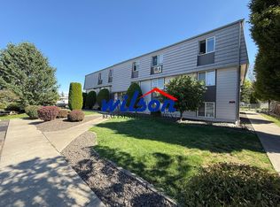 1006 W Mead Ave, Yakima, WA 98902