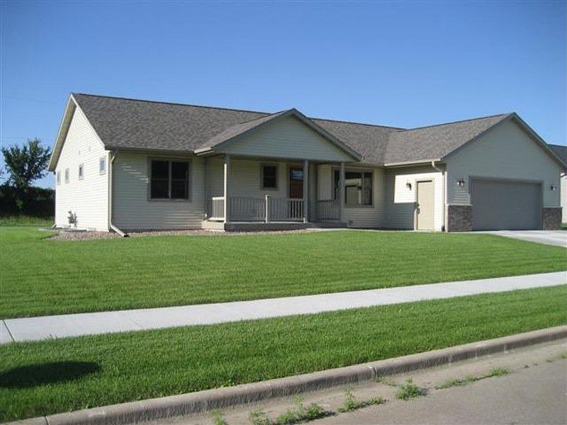1st image of 601 Rockwood Dr