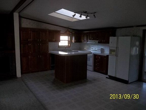 2nd image of 2364 State Route 207