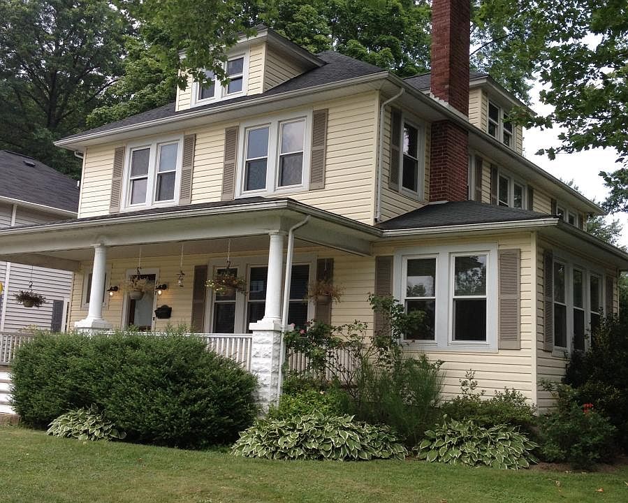 1st image of 137 S Rogers St #House