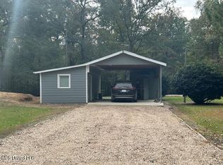 3021 Garden City Rd, Roxie, MS 39661