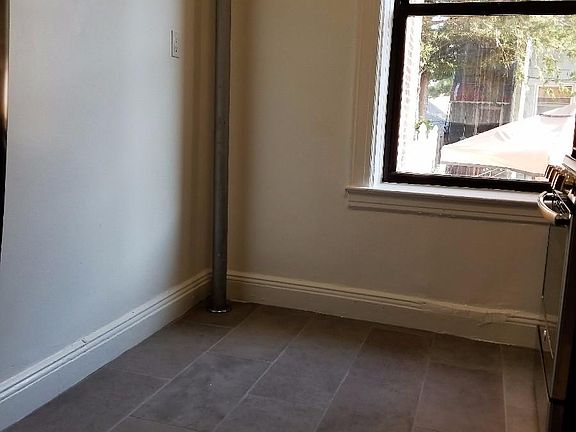 3rd image of 8602 Forest Pkwy APT 1L