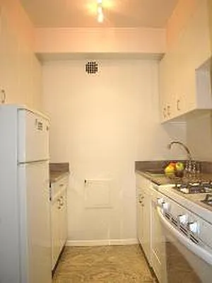 Sold by Corcoran | media 32