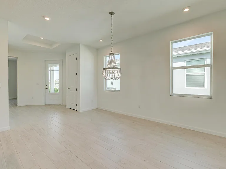 12712 SW Eleanor Dr — Photo 13