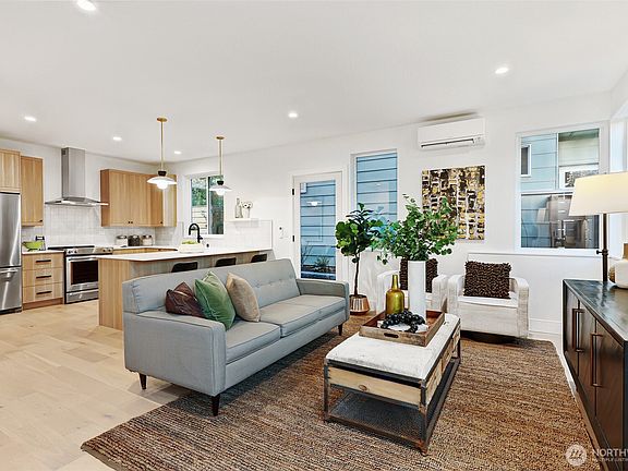 4th image of 8812 41st Avenue SW