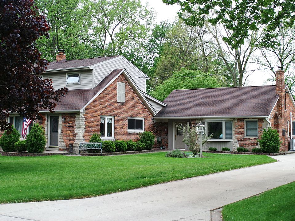 North side (house faces east)