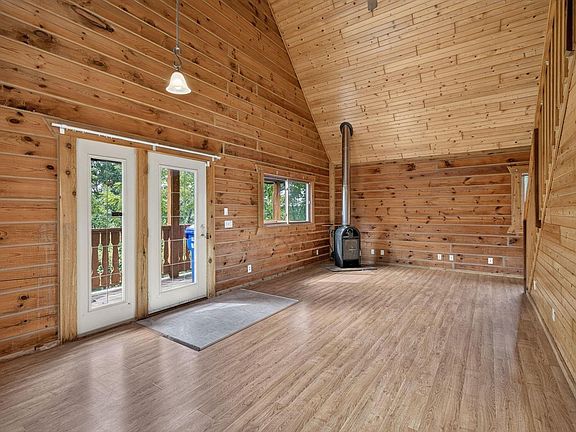 2nd image of 441 Overlook COURT