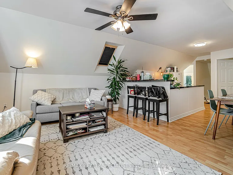 1233 Mississauga Rd — Photo 15