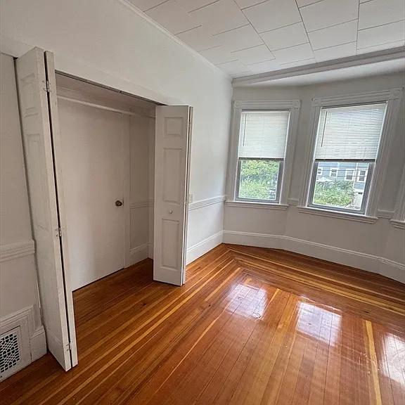 16 Falkland St #2 — Photo 17
