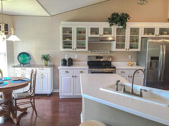Gleaming white kitchen