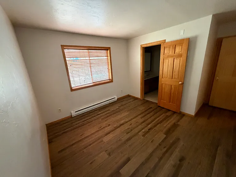 Unfurnished room available 6.1.26
