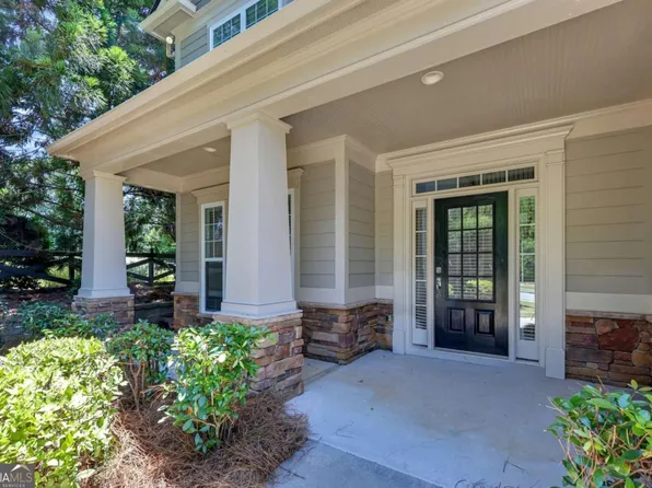 5608 Avonley Creek Dr, Buford, GA 30518