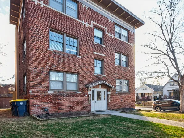 Charlotte Park Apartments/Charlotte Park Apartments, LLC, 801-807 E 42nd St #801-B, Kansas City, MO 64110