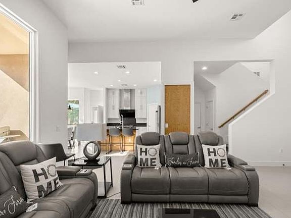 4th image of 3512 Luz Bonita Ln