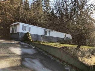 912 N Park St, Colfax, WA 99111