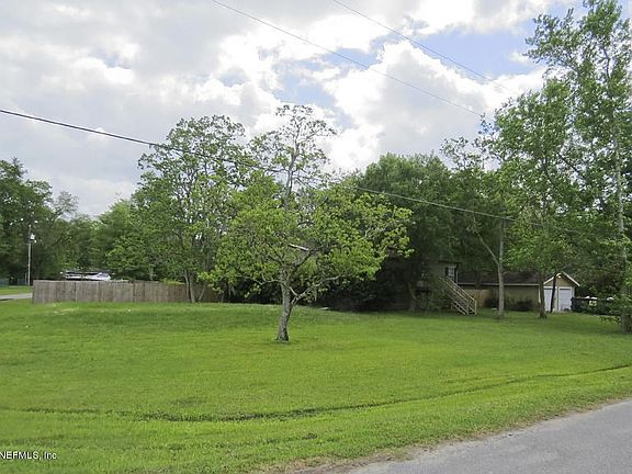 Very Large Corner Lot