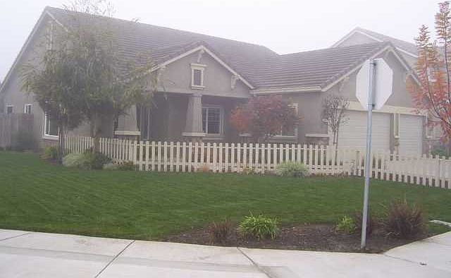 1st image of 1817 Flora Vista Dr