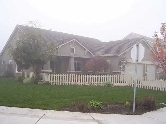 1817 Flora Vista Dr photo 1