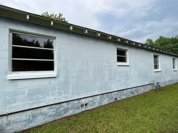 1708 W St James St Street, Tarboro, NC 27886