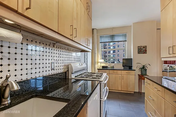 Sold by Corcoran | media 11