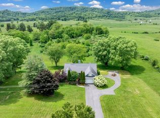 2747 Fairview Rd, Lewisburg, WV 24901