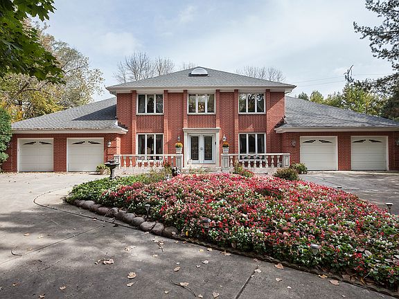 2nd image of 2383 Shady Ln