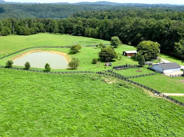 750 Maynard Ln, Russell Springs, KY 42642