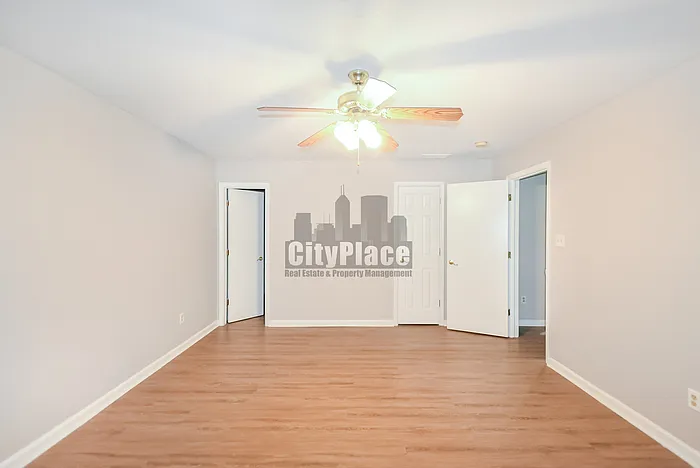 4617 Welton St — Photo 22