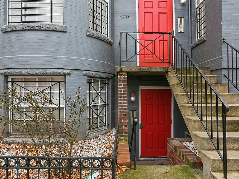 1712 Corcoran St NW #2 — Photo 14