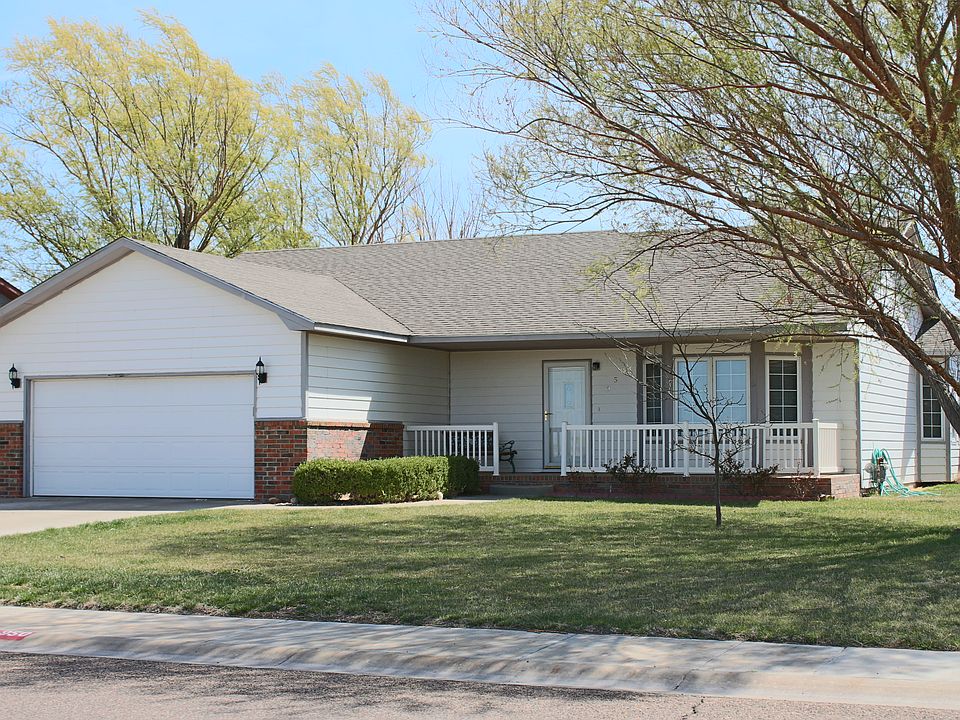 1st image of 950 N Holly Dr