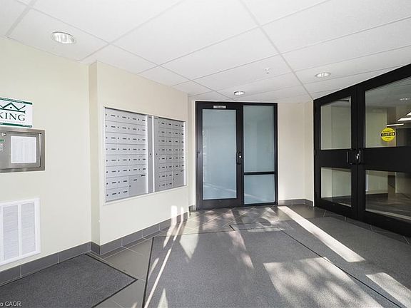 4th image of 50 Bryan Ct #407