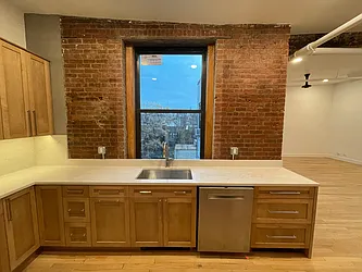 Rented by The Royse Group