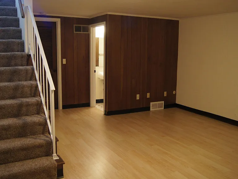 422 N Clay Ave — Photo 20