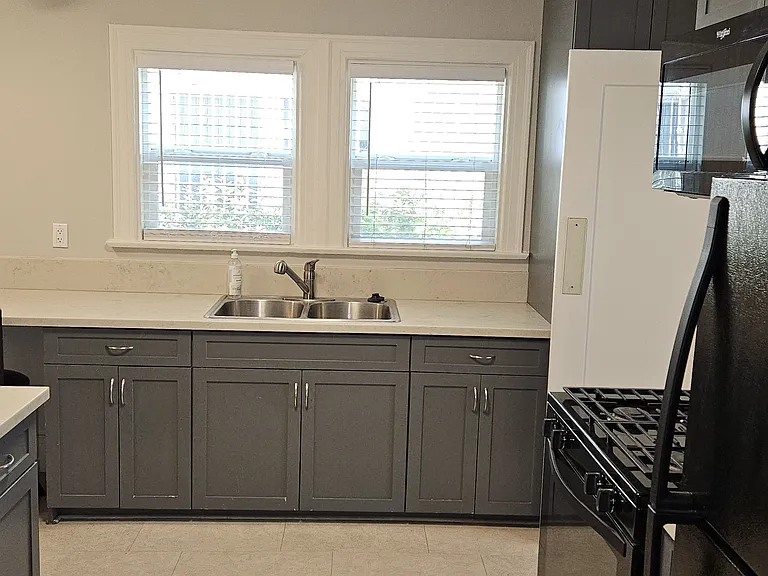 1510 S Van Ness Ave #1512-1/2 — Photo 8