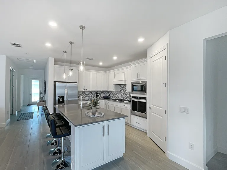 2057 Yellowfin Cir — Photo 9
