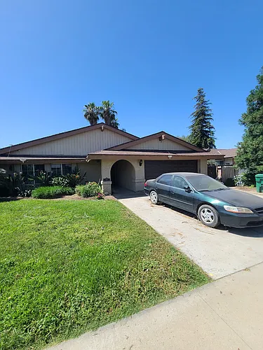 2111 Tomah Ave Photo 1