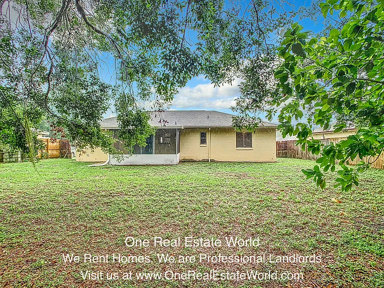 12929 Ohio Woods Ln — Photo 36