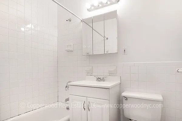 Rented by Copperwood Real Estate | media 15