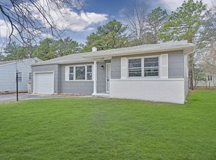 109 Castleton Dr, Toms River, NJ 08757