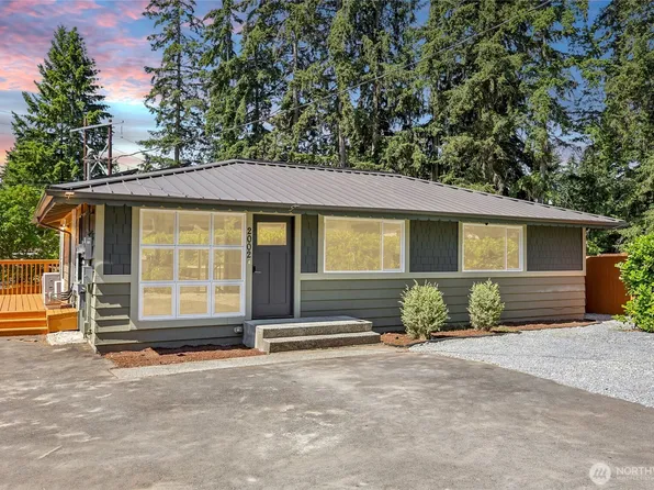 2002 211th Place SW, Lynnwood, WA 98036